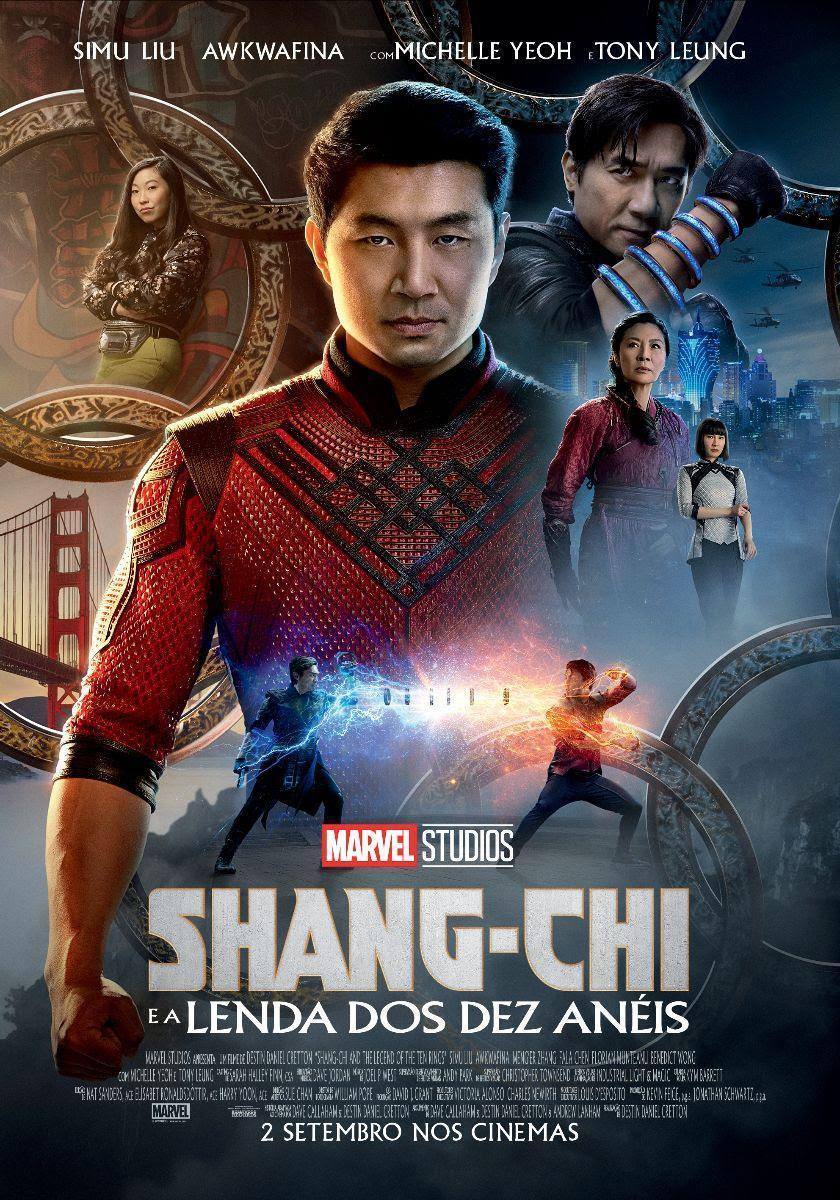 Pôster de Shang-Chi e a Lenda dos Dez Anéis com o protagonista em primeiro plano com traje vermelho e atores secundários ao fundo, logótipo Marvel Studios e data de estreia.