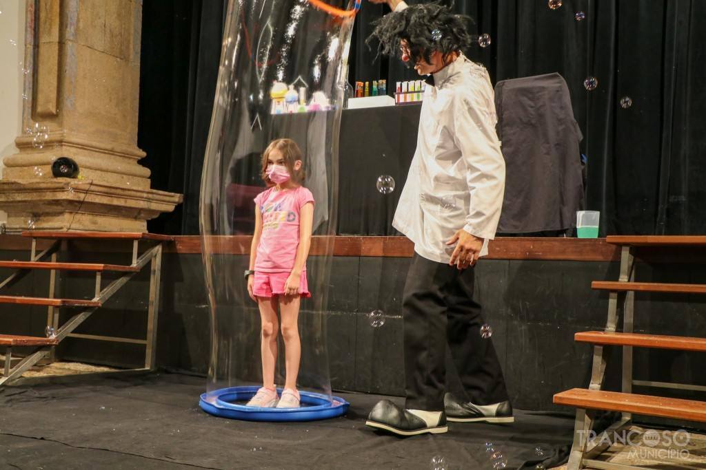 289011759 2077387722441493 2293590793618702560 N